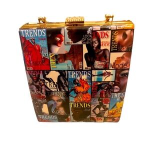 MAGAZINE COVER METAL HANDBAG. NWOT